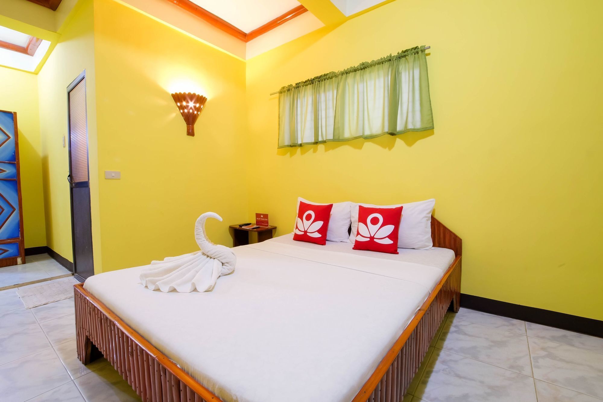 Zen Rooms White Beach Puerto Galera Luaran gambar